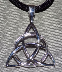 Sterling Silver Celtic Trinity Circle Knot