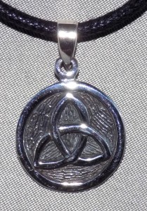 Sterling Silver Round Trinity Knot Necklace