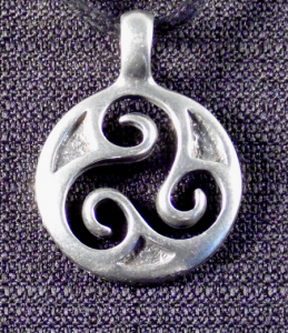 Round Celtic Triskele Necklace
